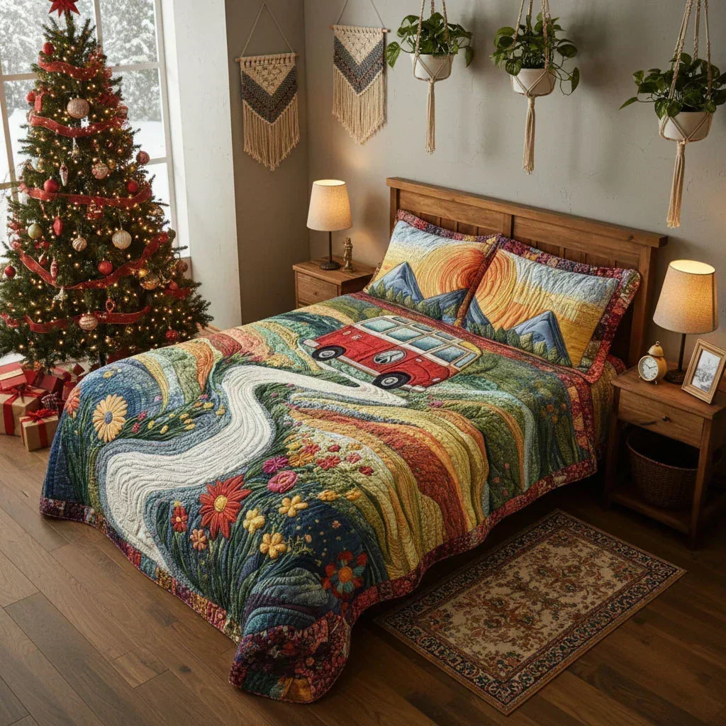 3-Piece Quilted Bedding Set - Vintage Voyage